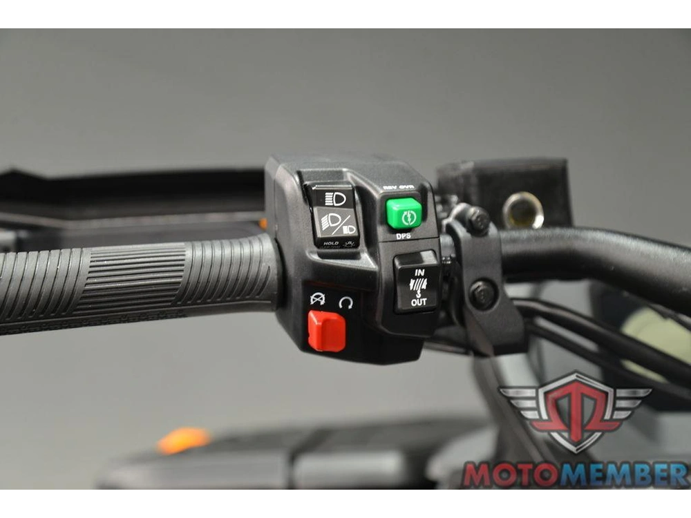 2026 Can-am Outlander Xt-p 1000r Mineral Grey & Orange Crush alt