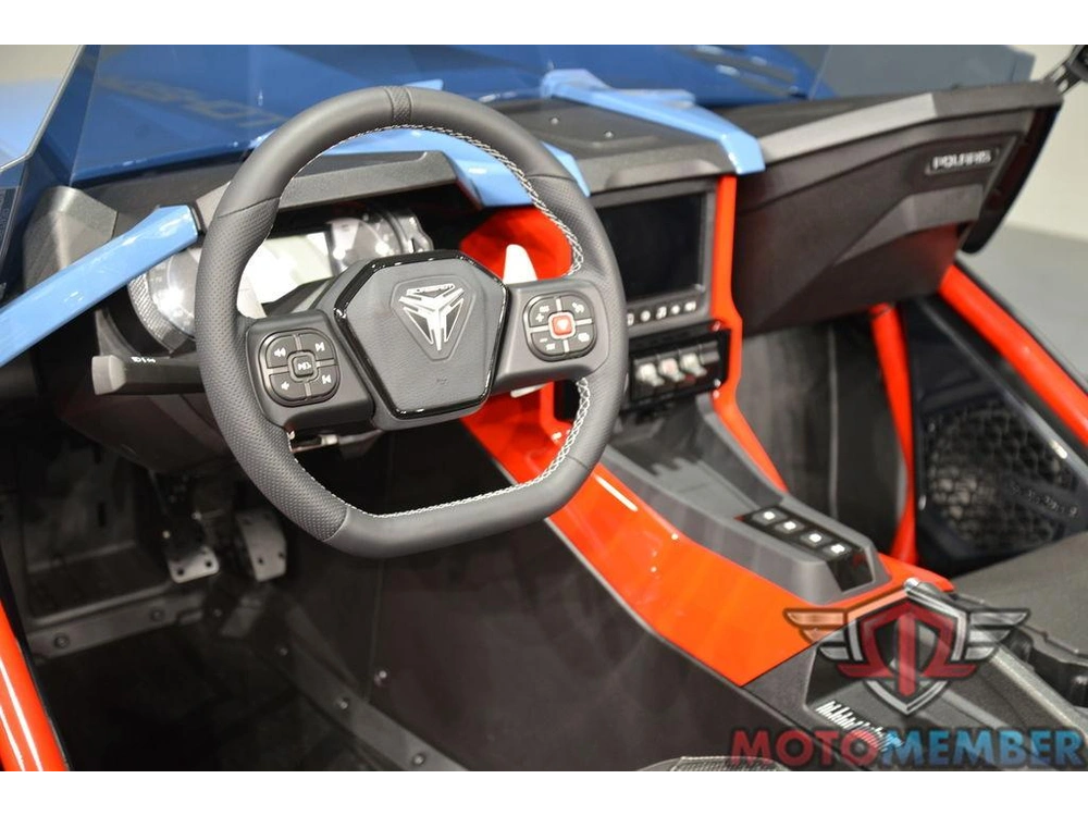 2025 Slingshot Slingshot® R Autodrive Royal Red Crystal alt