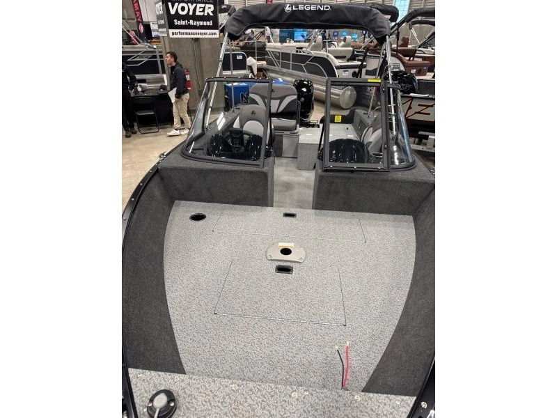 Legend 16 Xf 2026 alt