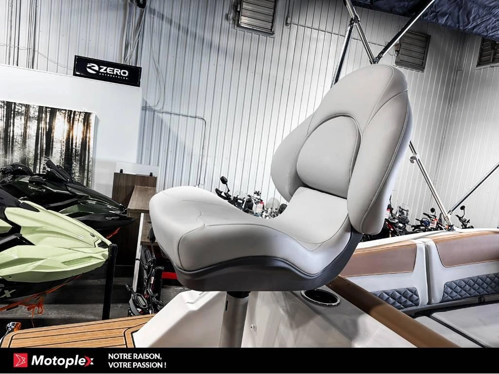 2026 Starcraft Svx 191 Ob 140hp Édition Peche Deck Boat Bateau Ponté alt