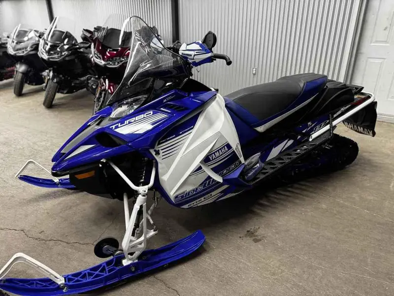 2017 Yamaha SIDEWINDER LTX DX