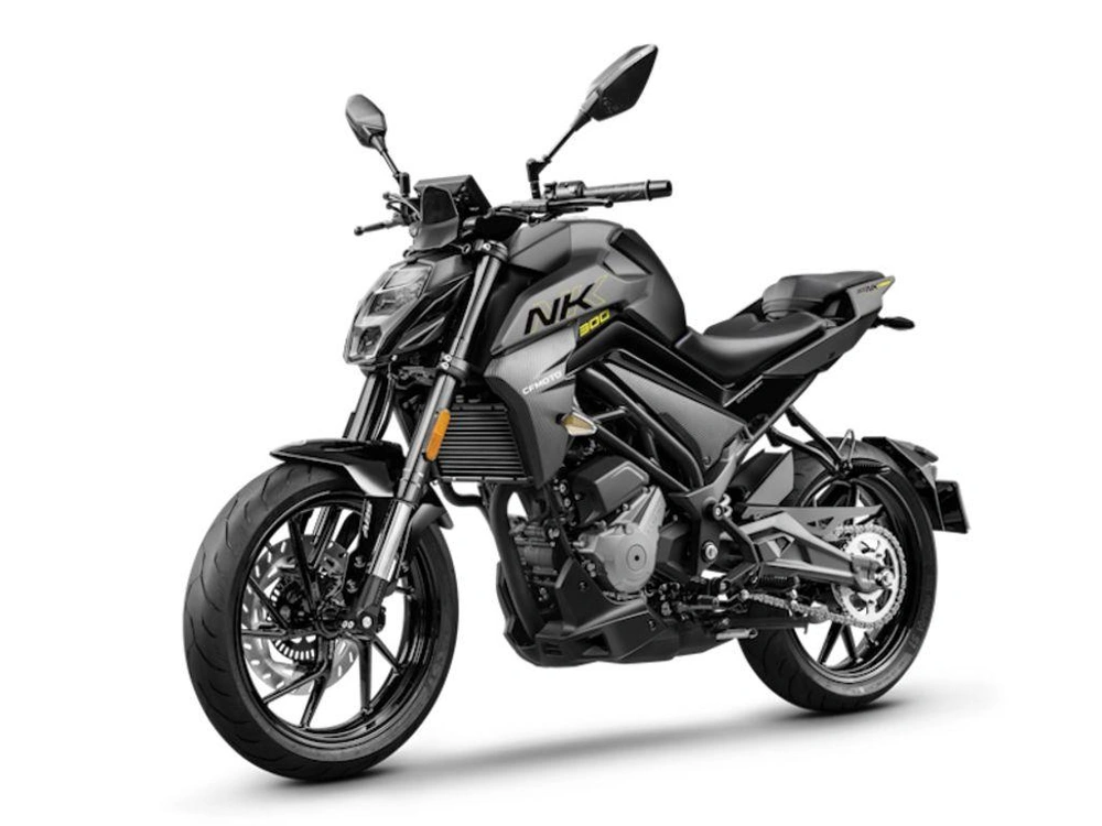2026 Cfmoto 300nk alt