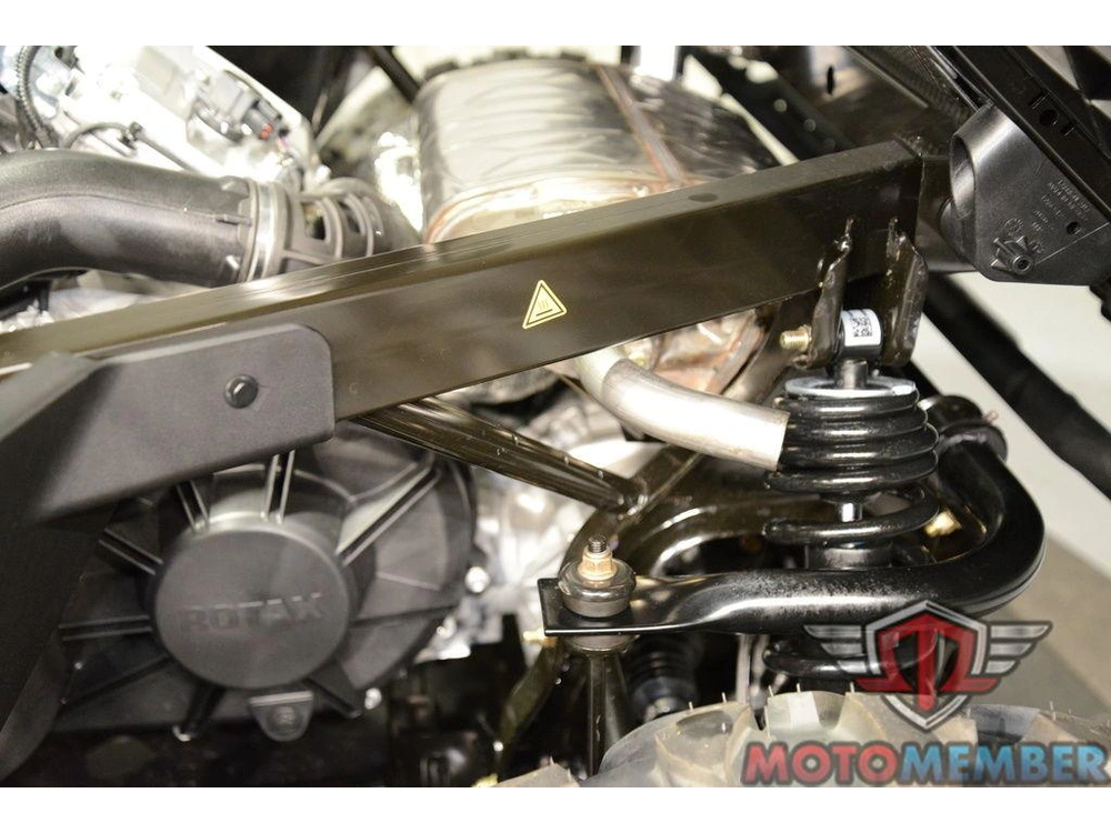 2026 Can-am Defender Max Dps Hd7 Dark Wildland Camo alt