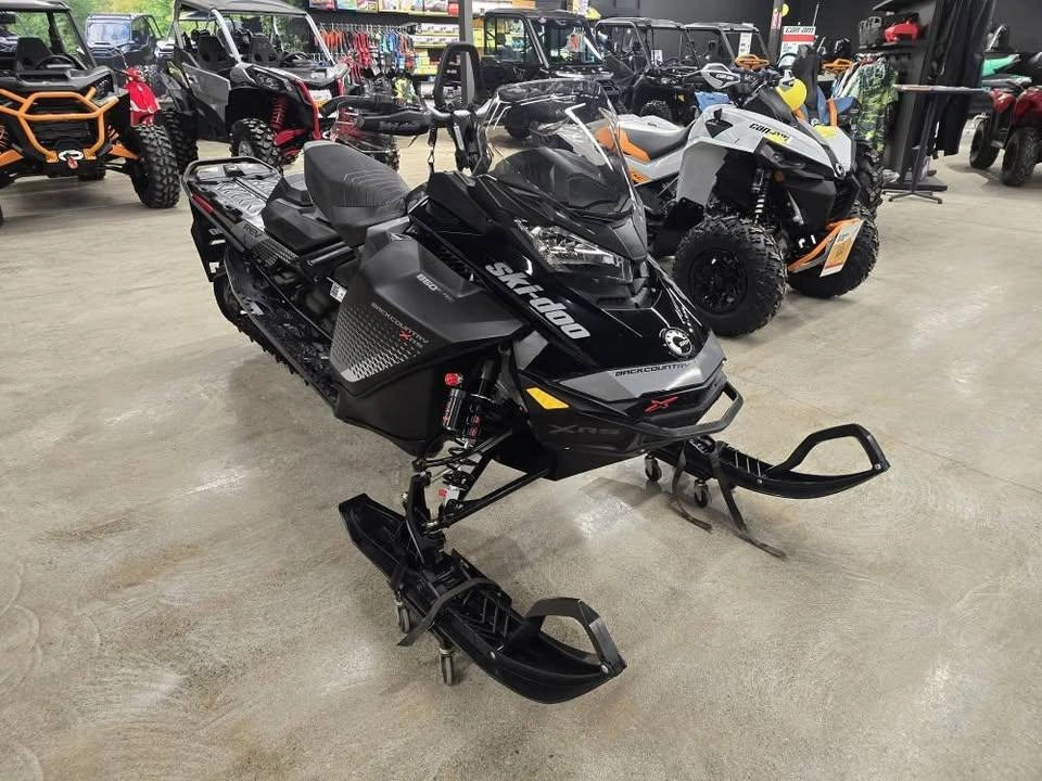 2019 Ski-doo Backcountry X-rs alt