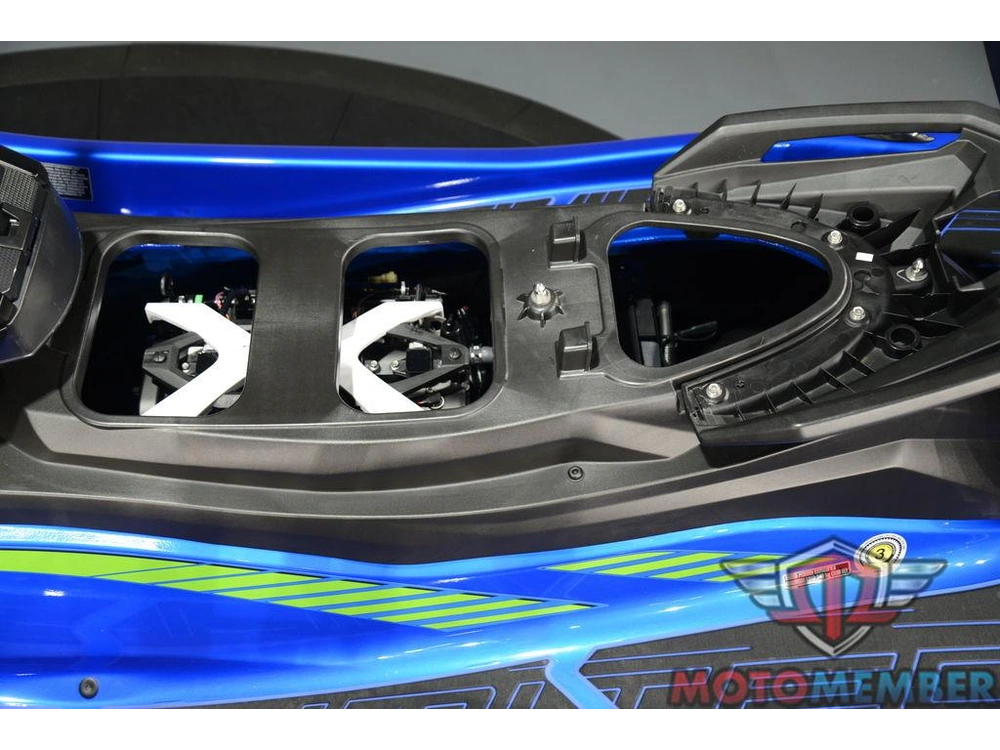 2024 Yamaha Vx® Limited Ho alt