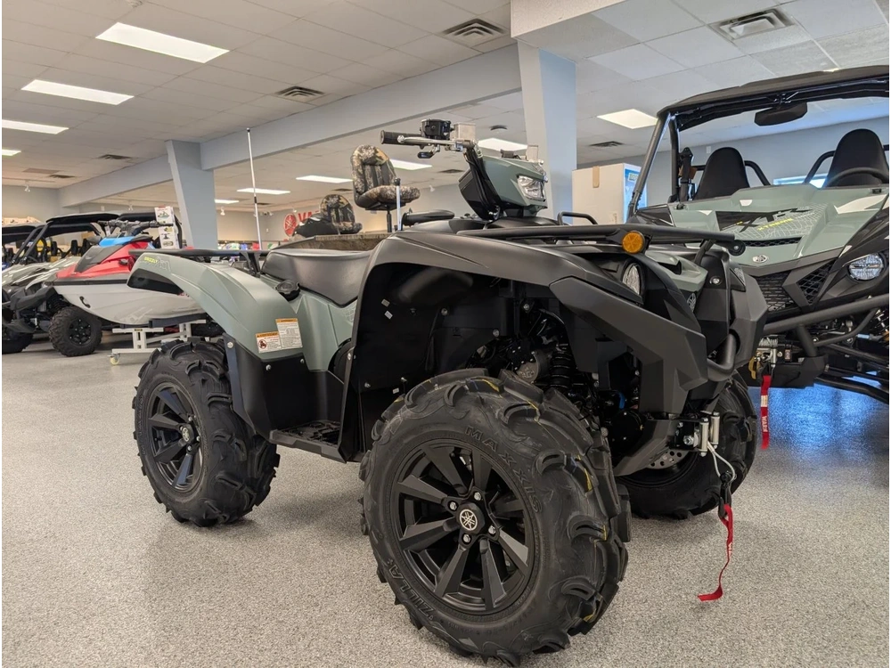 2026 Yamaha Grizzly Eps Xt-r Moss Grey/tactical Black - Finance For As Little As $146 Bi Weekly All In With No Downpayment. Add Snow Plow And Handle Bar Heater Kit For Only $16 Bi-weekly! alt