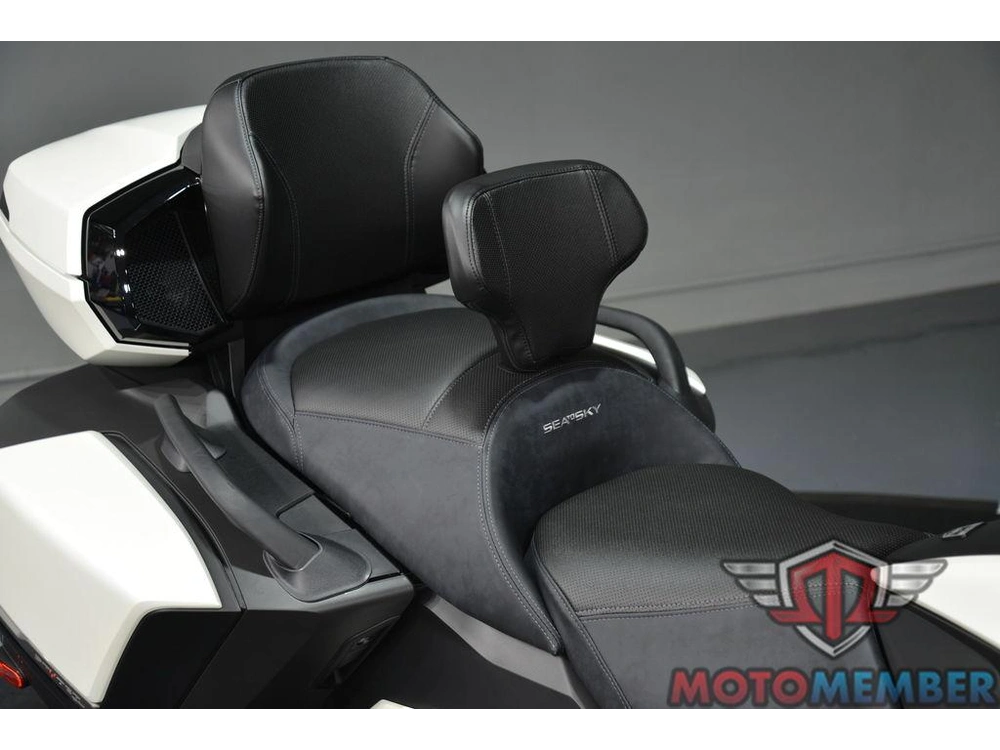 2026 Can-am Spyder Rt Sea-to-sky alt