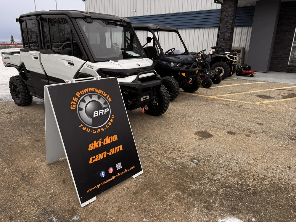 2026 Can-am 6mte Defender Max Ltd Hd11 alt