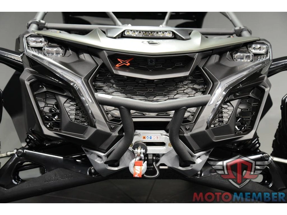 2026 Can-am Maverick R X Rc alt