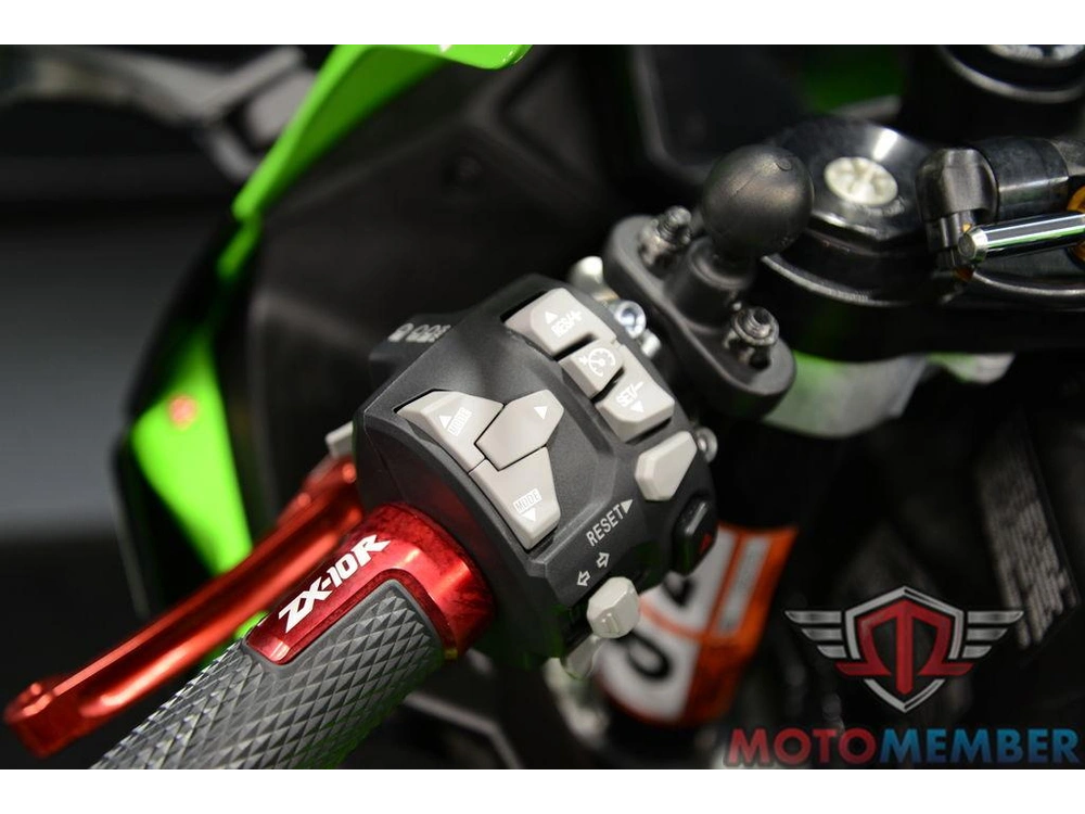 2023 Kawasaki Ninja® Zx™-10r Krt Edition alt