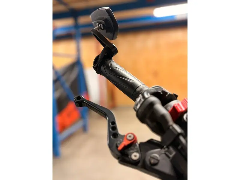 2018 Yamaha MT-09 thumbnail 8