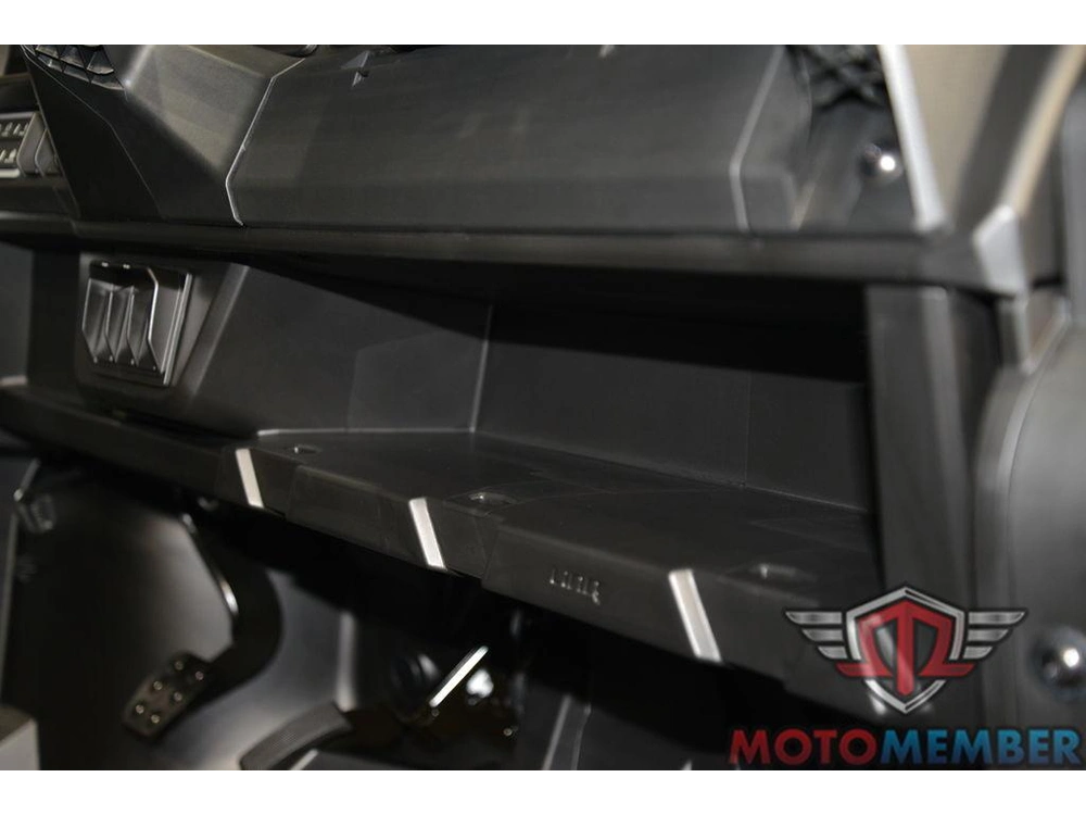 2026 Can-am Defender X Mr Hd11 With Half-doors alt