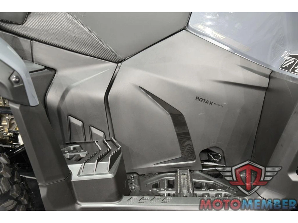 2026 Can-am Outlander Electric Max alt