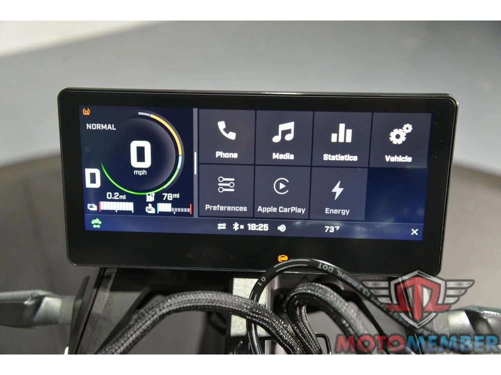 2025 Can-am Origin White alt