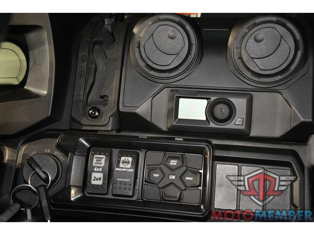 2025 Can-am Defender Limited Hd10 Desert Tan & Stealth Black alt