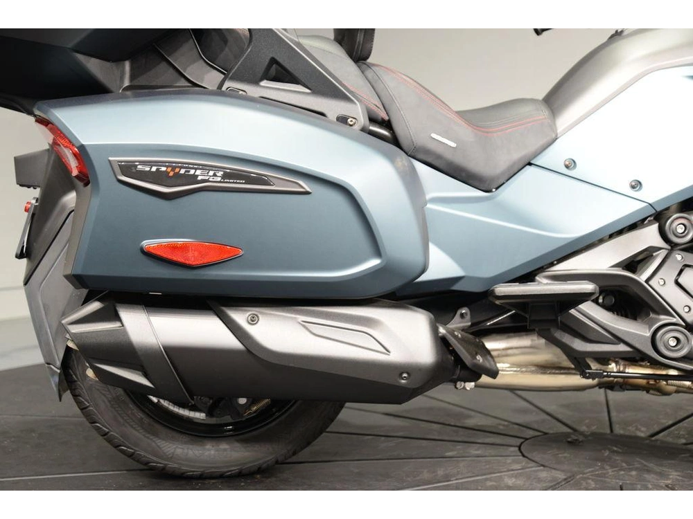 2026 Can-am Spyder Rt Limited Dark alt