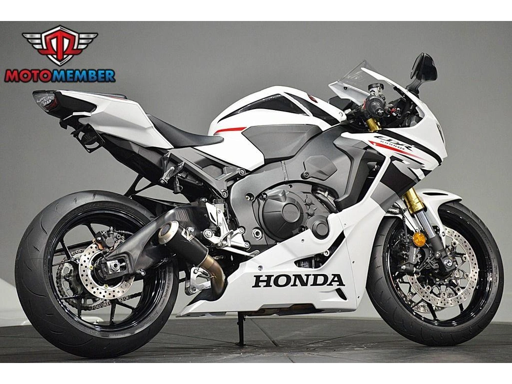 2026 Honda Cbr1000rr alt