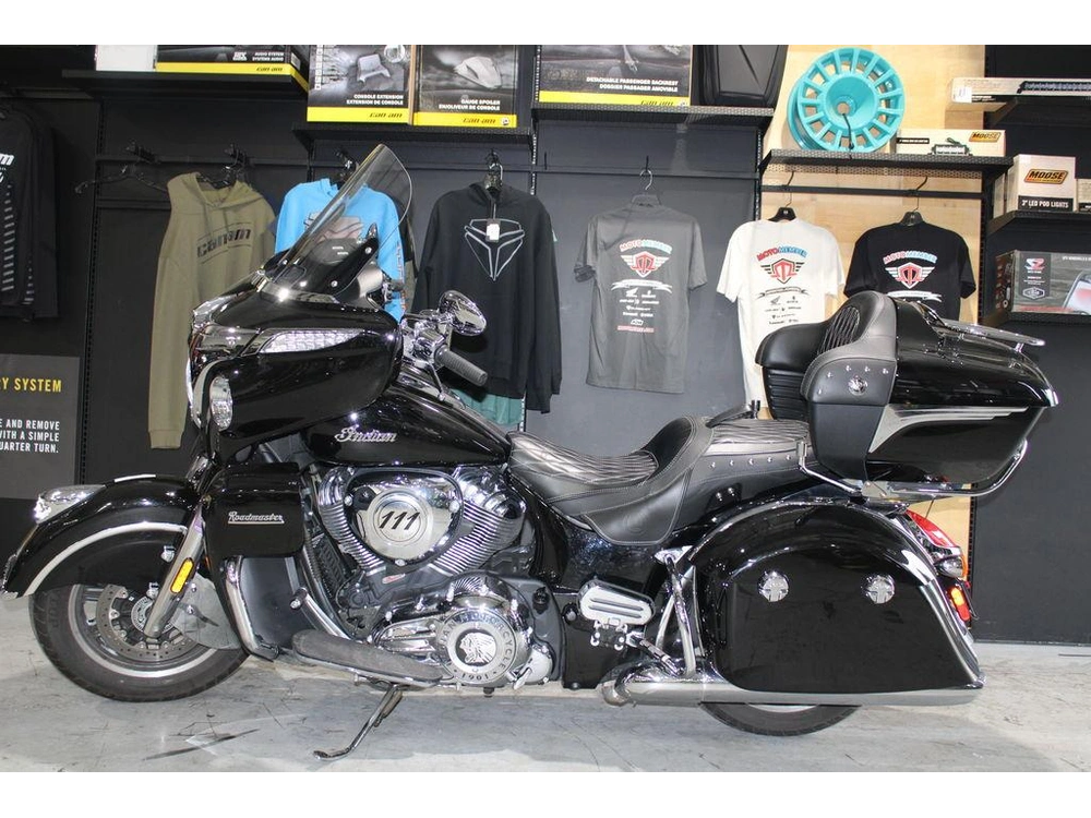2019 Indian Motorcycle Roadmaster, Thunder Black , 49st Base alt