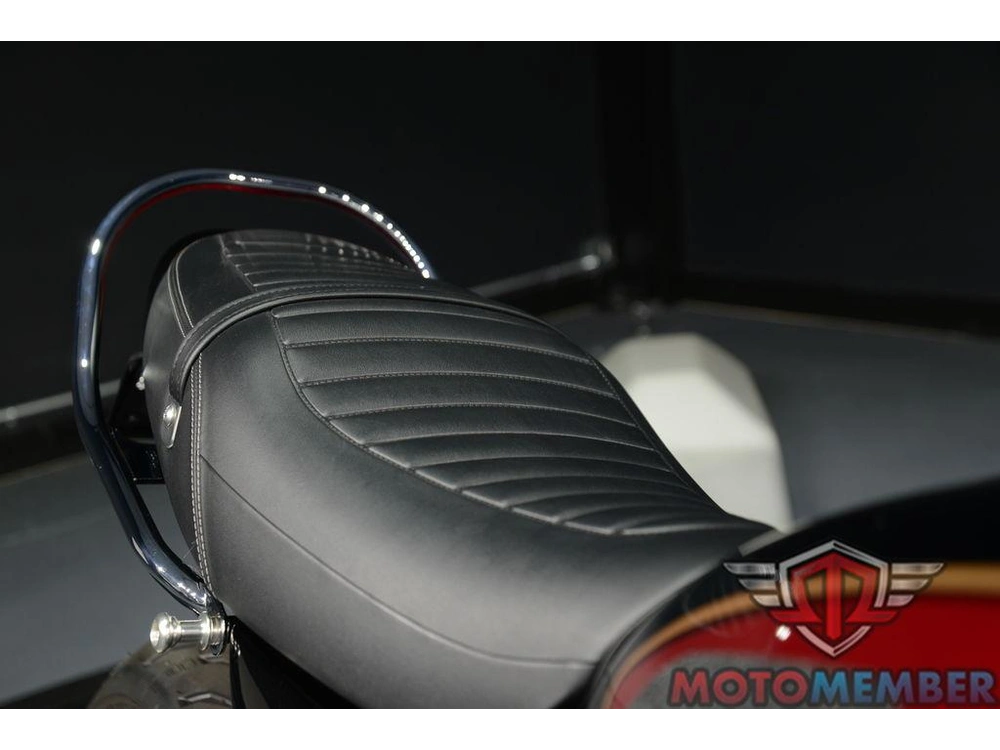 2023 Kawasaki Z900rs alt