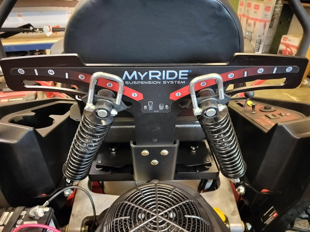 2026 Toro 76609 60" Residential Zero-turn alt