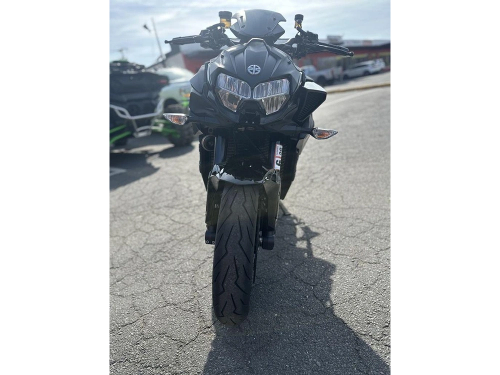 2021 Kawasaki Z H2 alt