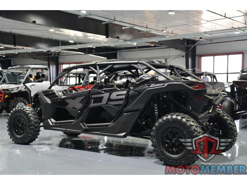 2025 Can-am Maverick X3 Max X Ds Turbo Rr With Smart-shox Triple Black alt