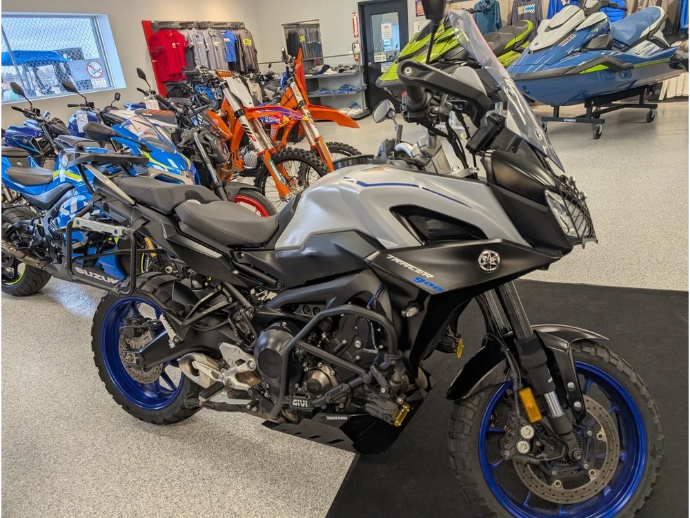 2020 Yamaha 900 alt