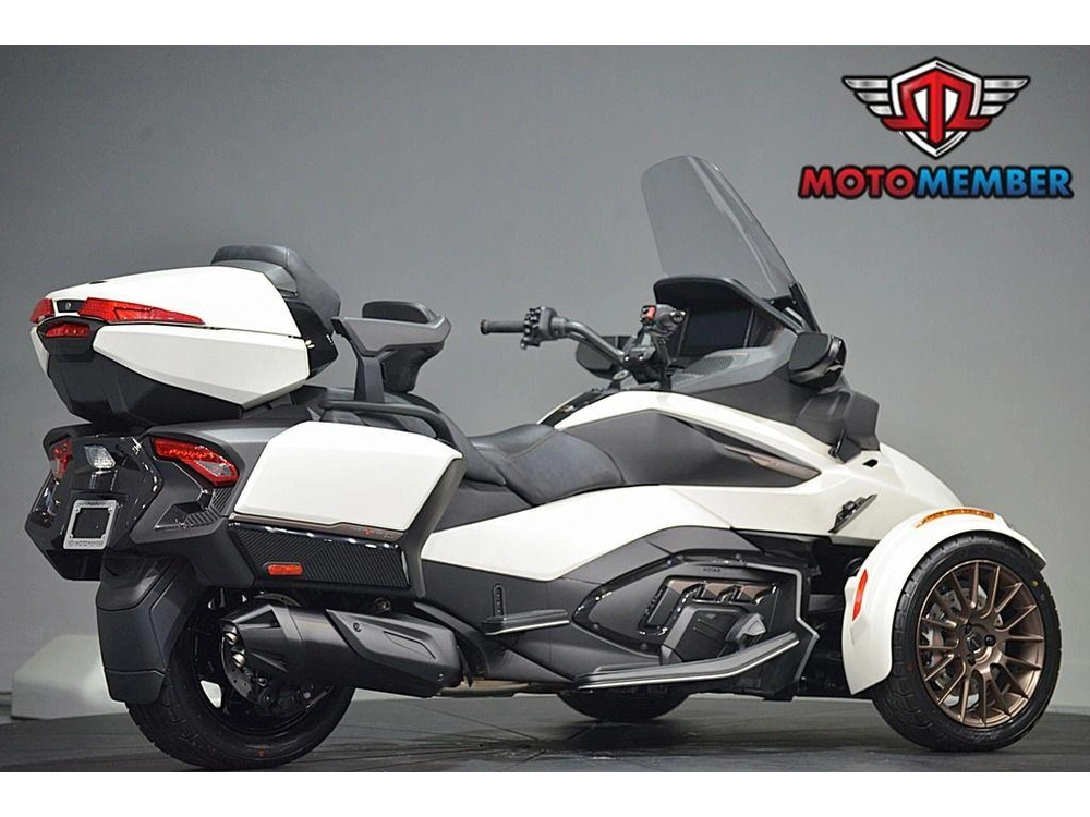 2025 Can-am Spyder Rt Sea-to-sky alt