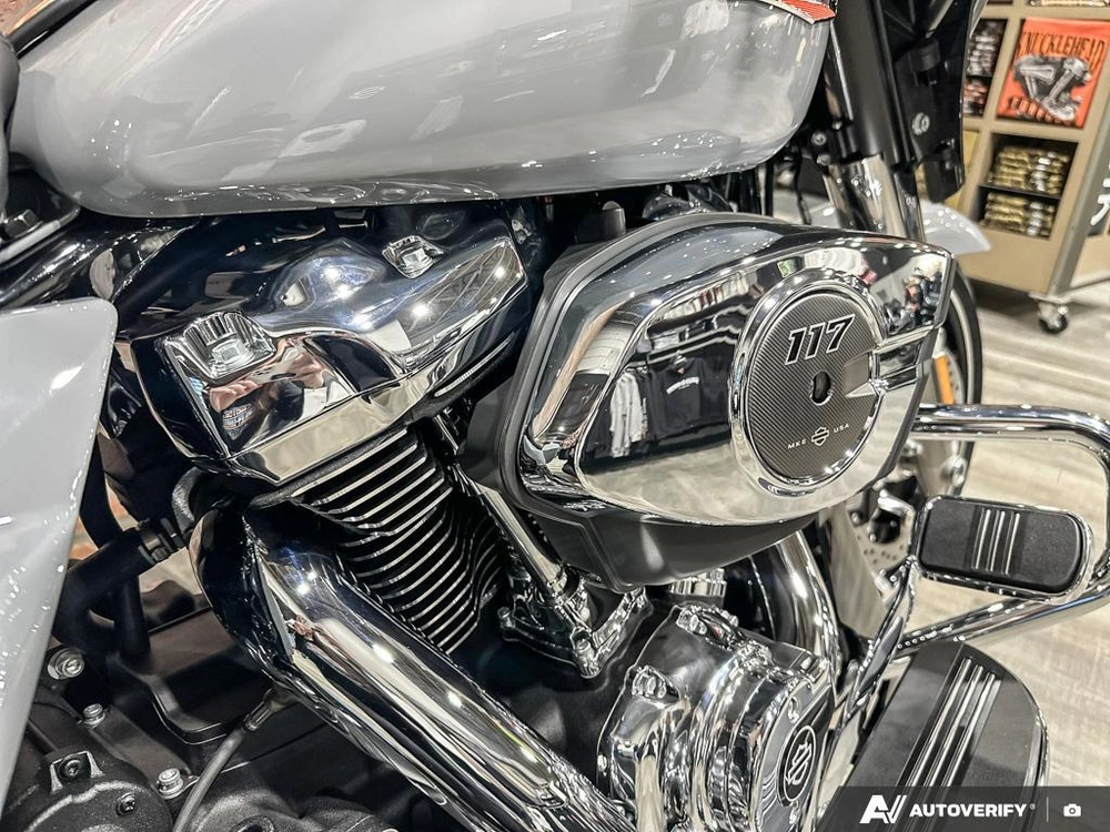 2026 Harley-davidson Street Glide alt