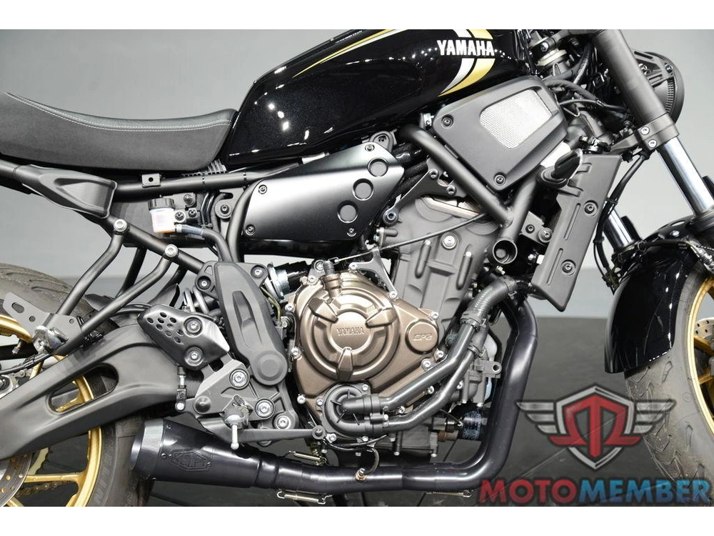 2025 Yamaha Xsr700 alt