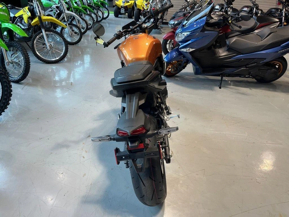 2026 Suzuki Gsx-8t alt