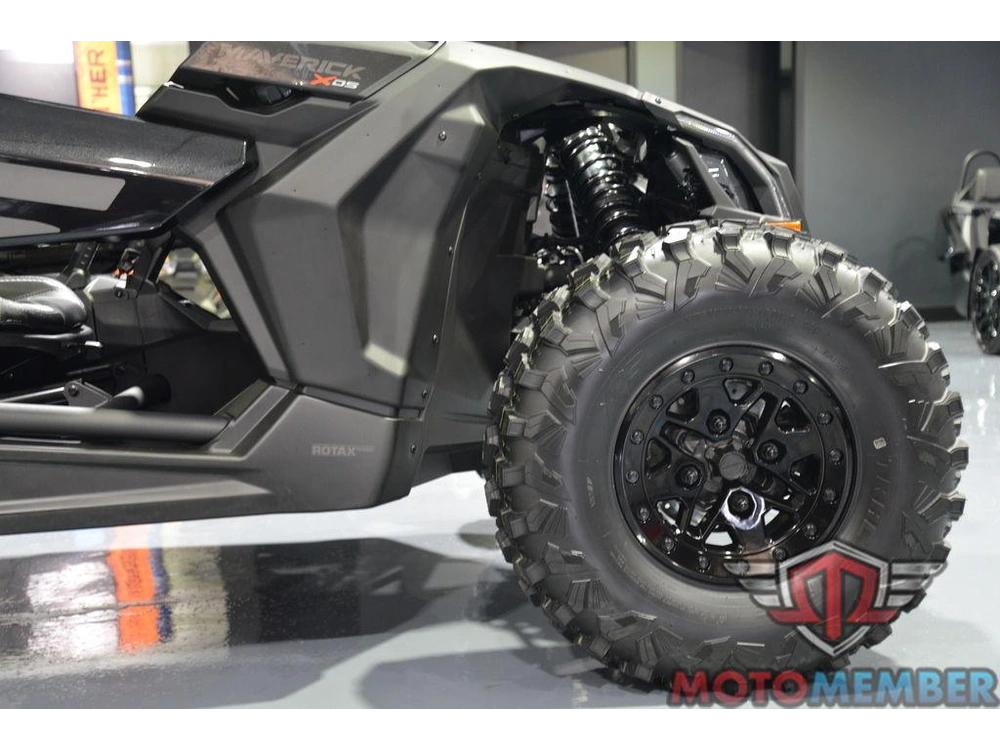 2025 Can-am Maverick X3 Max X Ds Turbo Rr With Smart-shox Triple Black alt