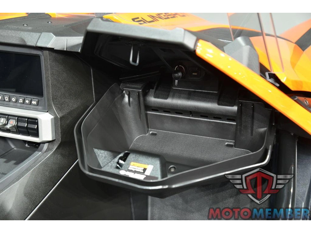 2024 Slingshot Slingshot® Sl Volt Orange alt