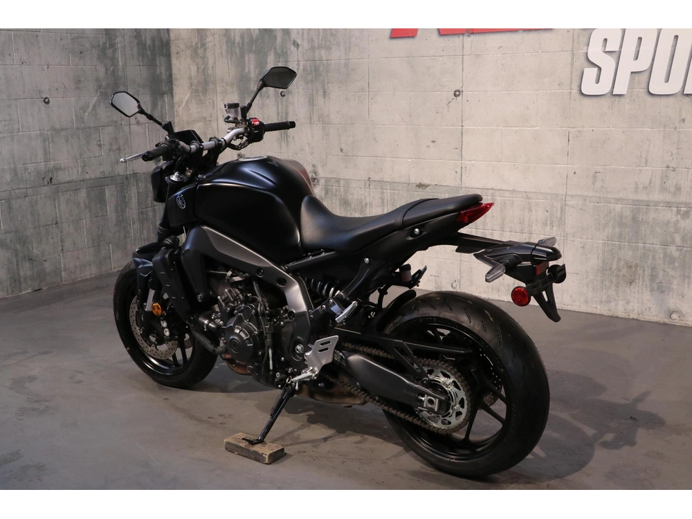 2023 Yamaha Mt-09 alt
