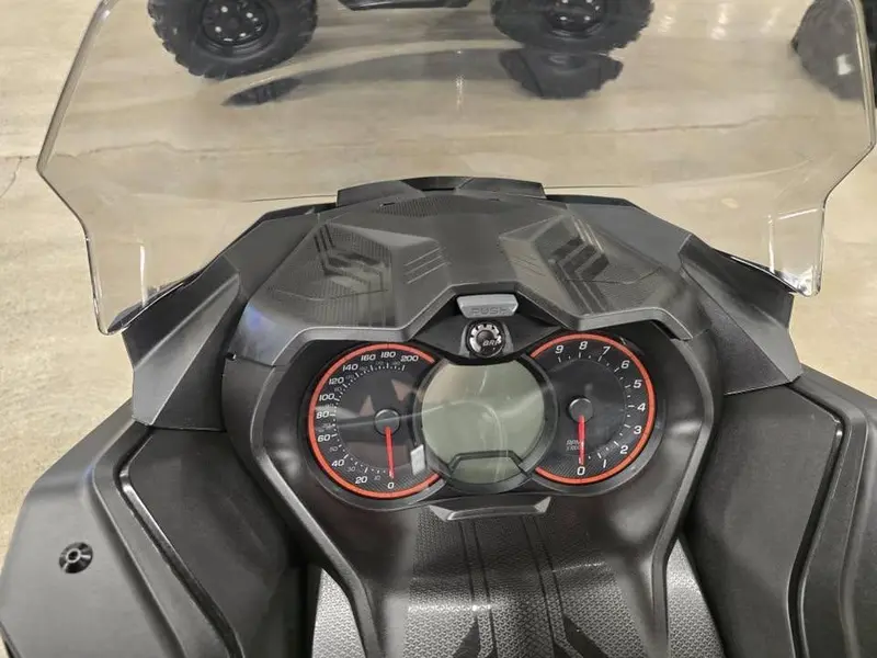 2019 Ski-Doo Backcountry X-RS thumbnail 10