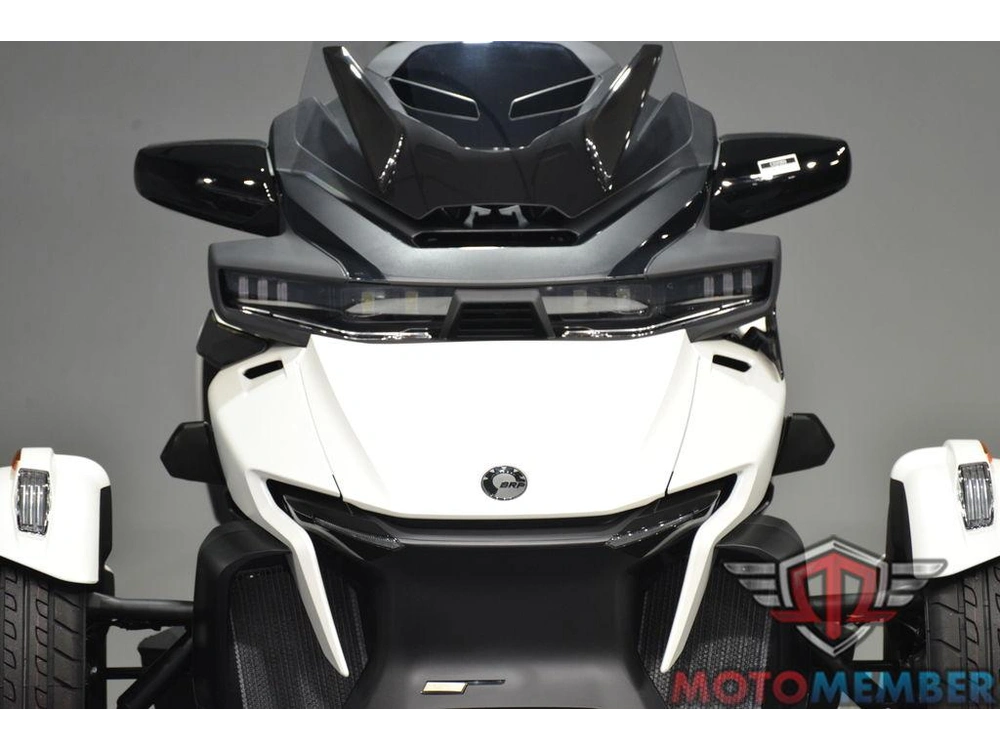 2026 Can-am Spyder Rt Sea-to-sky alt