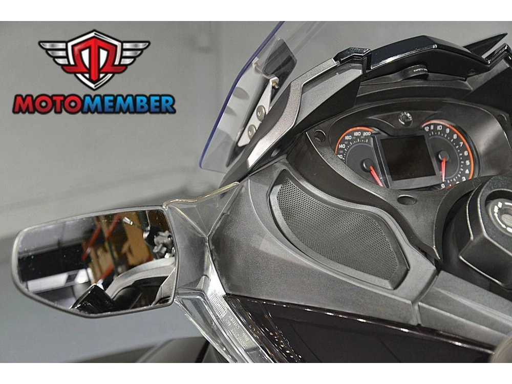 2014 Can-am Spyder® St Limited Se5 alt