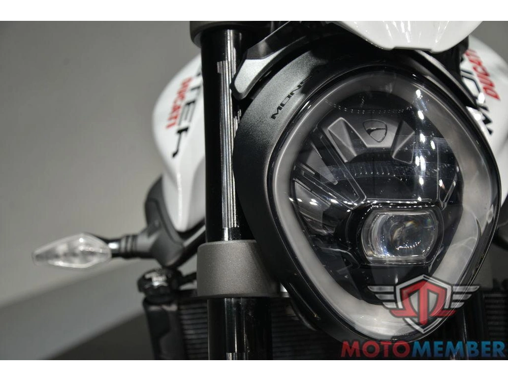 2024 Ducati Monster Plus Iceberg White alt