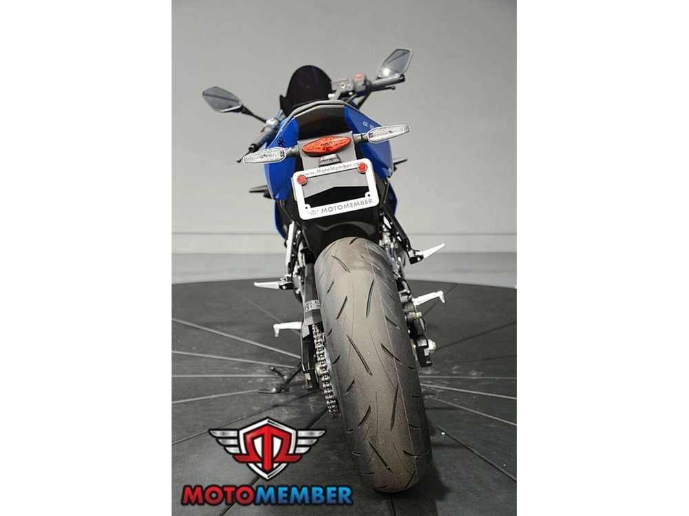 2024 Suzuki Gsx-8r alt