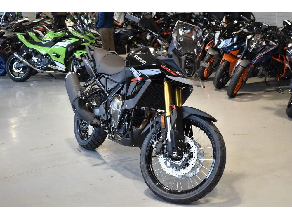 2025 Suzuki V-strom 800de alt