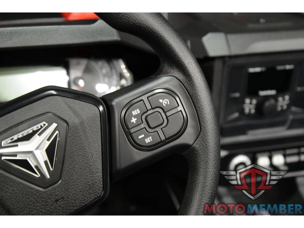 2025 Slingshot Slingshot® S Autodrive Slingshot Red alt