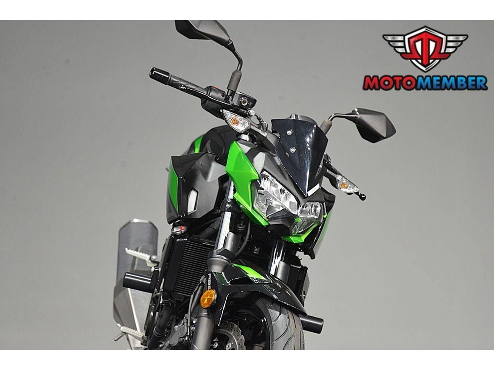 2022 Kawasaki Z400 Abs alt