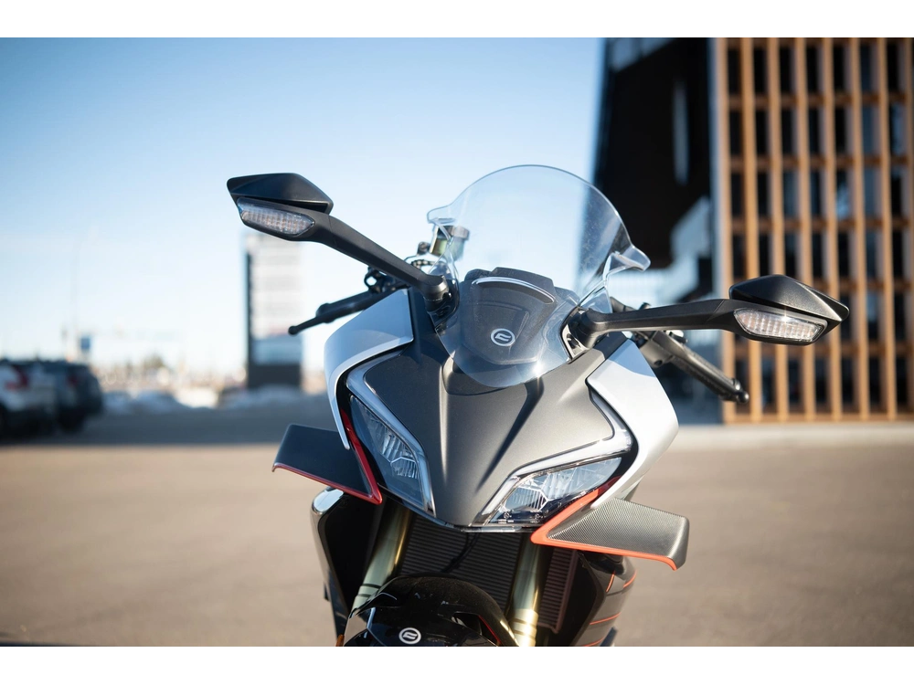 2026 Cfmoto 450ss alt