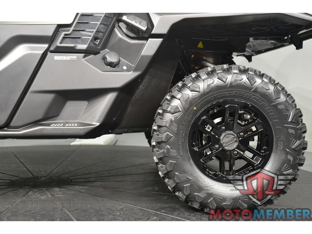 2026 Can-am Defender Limited Hd11 alt