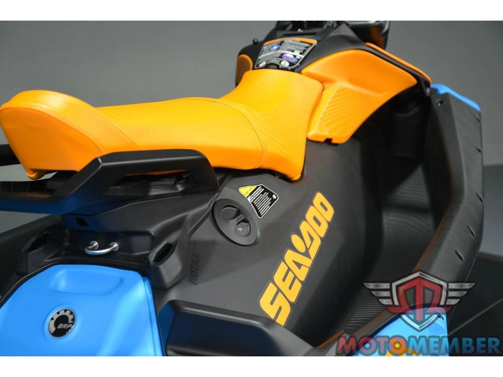 2026 Sea-doo Spark™trixx For 3 Rotax® 900 Ace™ - 90 Ibr And Audio alt