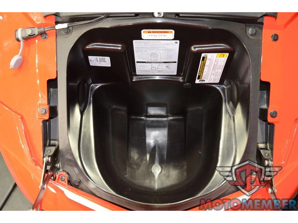 2022 Can-am Spyder F3 Limited Chrome Wheels alt