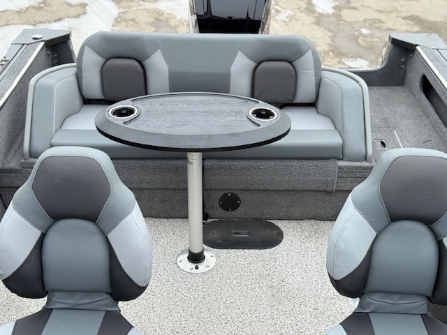 2025 Mirrocraft Holiday 1768 alt