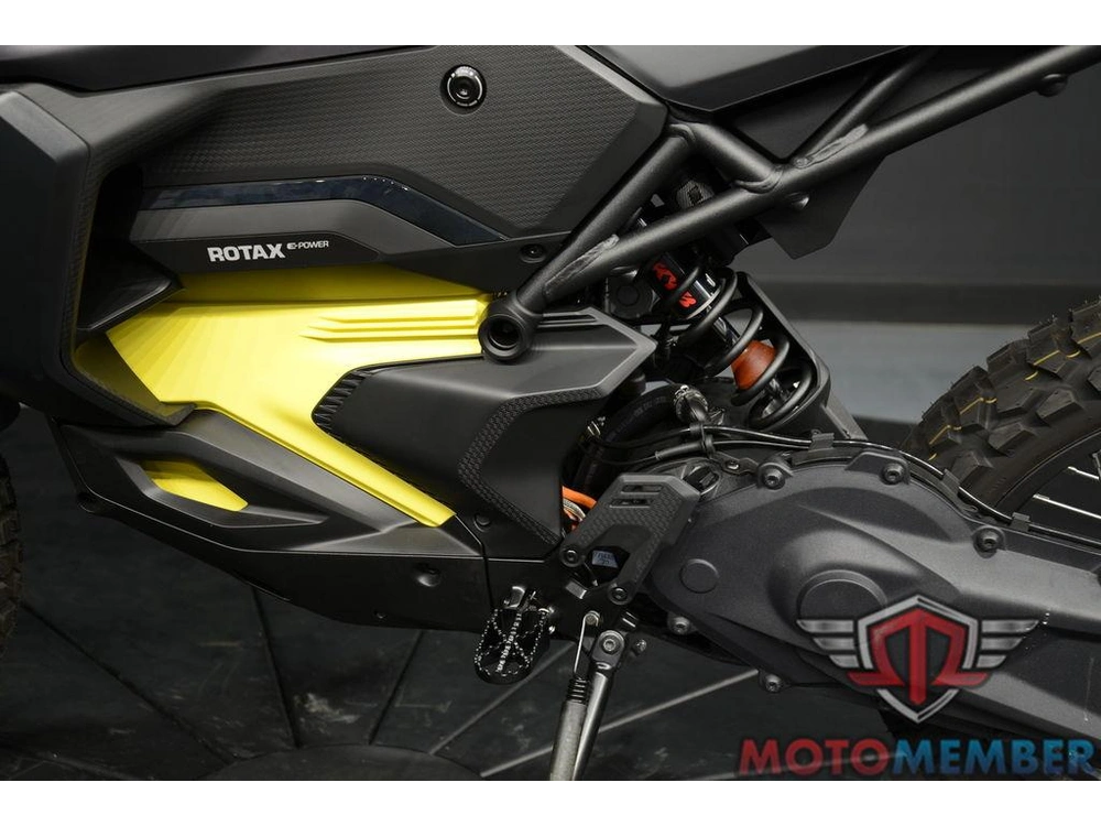 2025 Can-am Origin Carbon Black alt