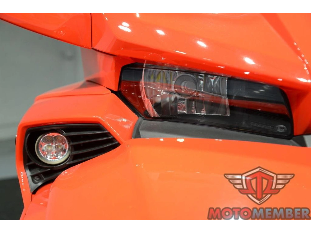 2022 Can-am Spyder F3 Limited Chrome Wheels alt