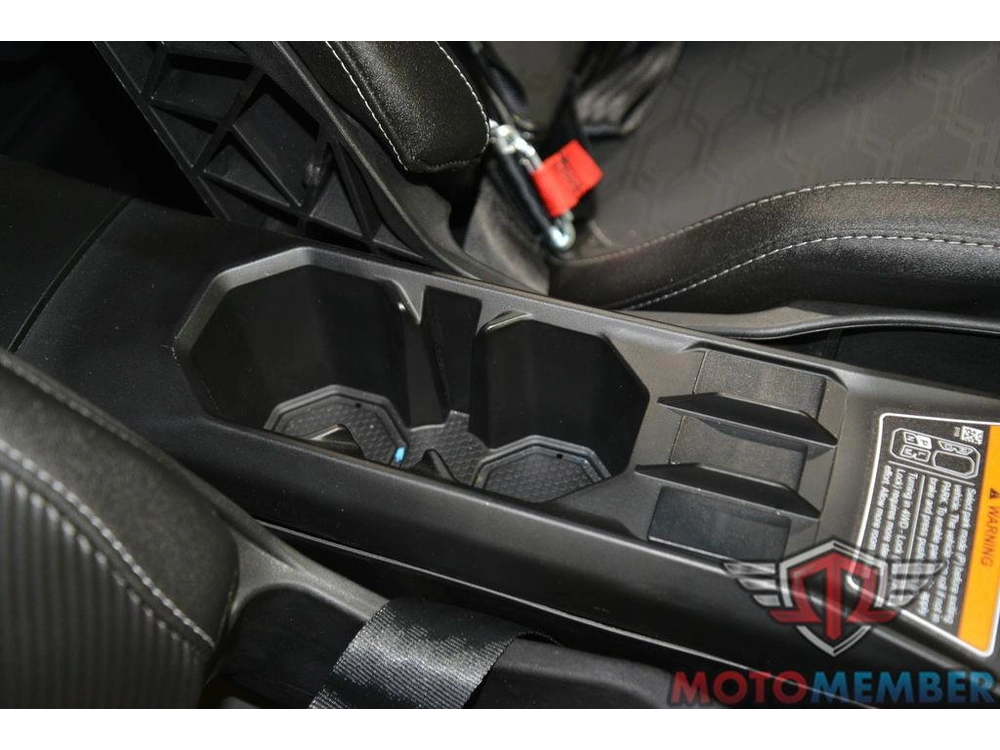 2025 Can-am Maverick R Max X Rs alt